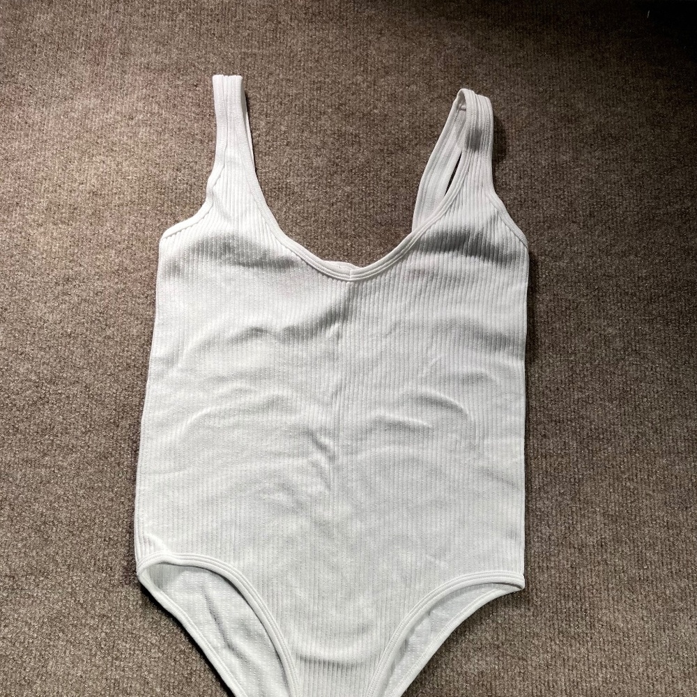 Aura Snap Ribbed  New no Tags Never Worn size XS/S